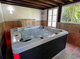 Le Domaine du Cerf - Gites, nature et Spa，位于Saint-Ouen-les-Vignes的酒店