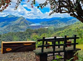 Idukki Dam View Resort，位于伊都基的山林小屋