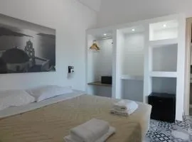 Fira Sunrise Economy Rooms