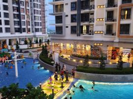 K-Avenue with PS5 and Pool View by JH Project，位于Kampong Tangihan的酒店