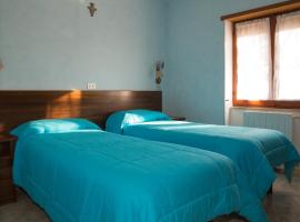 Albergo Ristorante La Cona，位于Pescolanciano的酒店