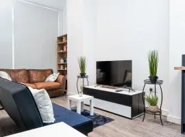 Deluxe 2 Bedroom Apartment In City Centre