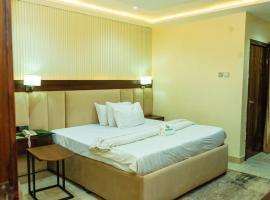 Wesley Hotels，位于Idunmwunivdiode的酒店