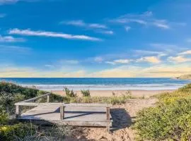 Banksia House - on Main Beach, Agnes Water