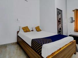 Hotel O SLV Boarding & Lodging，位于Jigani的酒店
