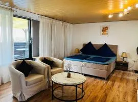 Private Studio Apartment with Balcony in Dortmund-Brackel