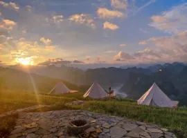 Ha Giang-Sunrise Camping Đồng Văn