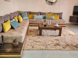 Luxury Condo in Downtown Hivernage Neighborhood，位于马拉喀什的酒店