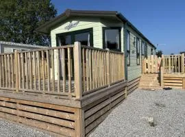 Tranquil Lodge Retreat in Preston Countryside