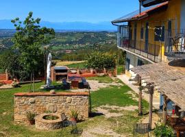 Cascina Nomade - Wine & Scenic Retreat，位于多利亚尼的酒店