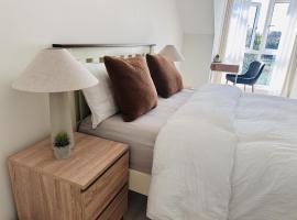King Room with Ensuite in Dublin，位于克劳道金的酒店