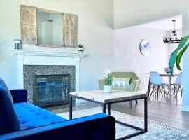 Bright Home - Huge Backyard 20 min - Denver & Boulder