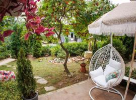 Garden apartment Aspen Suites A008，位于班斯科的海滩酒店