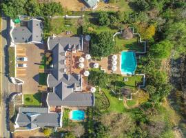 Franschhoek Manor，位于弗朗斯胡克的带泳池的酒店