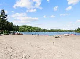 Chalet Mon Repos - Lac Sarrazin avec embarcations