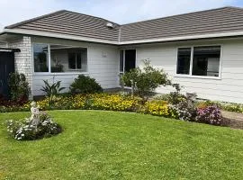 Cute Two Bedroom Cottage