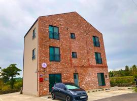 수스테이 펜션，位于西归浦市的酒店