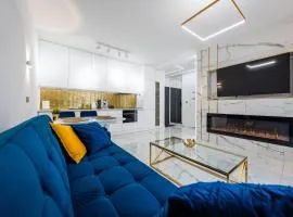 Gold Luxury Apartment