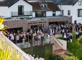 Royal Ocean Racing Club，位于West Cowes的酒店