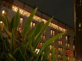 普尔沃克尔图米奥酒店