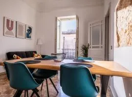 "Dal Commediante Apartment" Terrace in Historic Center