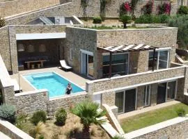 Luxury Villa Gialova Lagoon with Private Pool