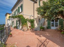 Castellinaria，位于拉里的酒店