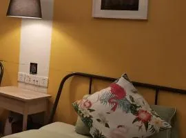 XiXi Lakeside Inn