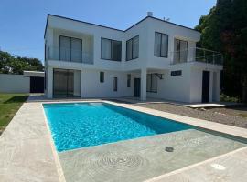 Casa Quinta las tres Marias，位于比亚维森西奥的带按摩浴缸的酒店