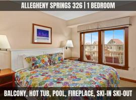 Allegheny Spring 326, ski in out, Pool HotTub，位于斯诺肖的公寓式酒店