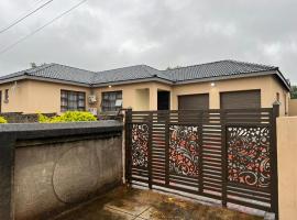 SammyGrace Holiday Home，位于察嫩的酒店