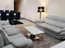 CJ Suites - Executive 3Br and Dsq in Eldoret，位于埃尔多雷特的酒店
