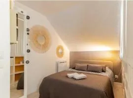 4pers 2lits 5 min aéroport Orly,navette et parking extra,location en nuit et jourChez Sandro,