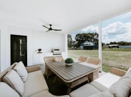 Mudgee Haven - Stunning Terra Modern Design