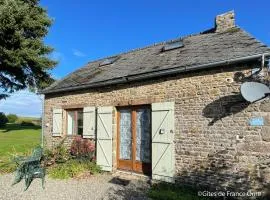 Maison de campagne avec spa, proche de vergers et cité médiévale, animaux acceptés, recharge électrique - FR-1-497-101