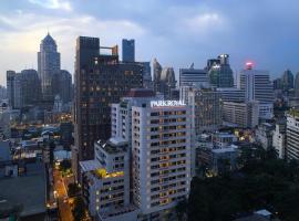 PARKROYAL Suites Bangkok，位于曼谷空堤县的酒店