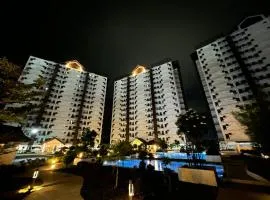 Royal Oceancrest Mactan - Resort type Condominium Unit 0215B