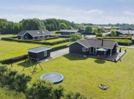 Lovely Summer House In Haderslev，位于哈泽斯莱乌的酒店
