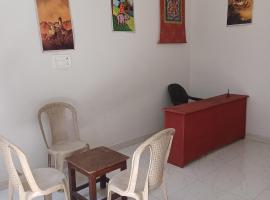 Dharmik guest house，位于菩提伽耶的旅馆