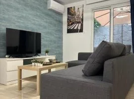 Quiet simple brand new luxury apartment by the sea