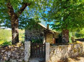 Casa da Fonte - Branda da Aveleira，位于梅尔加科的酒店