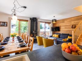 Chalet Rivendell, Morzine sleeps 10 with garage，位于莫尔济讷的酒店