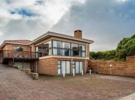 Great White Accommodation