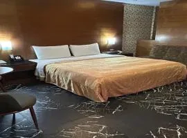 花乡旅馆连锁-大寮店  