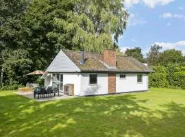 Amazing Home In Farsø With Wifi