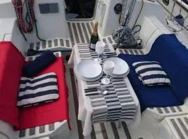 AMAZING FLAT IN CLASSIC SAILING BOAT in BARCELONA