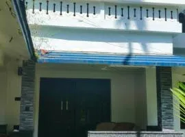 Blue mount stay