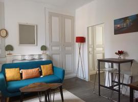 Appartement au cœur de la Petite Cité de Caractère，位于塞扎讷的酒店