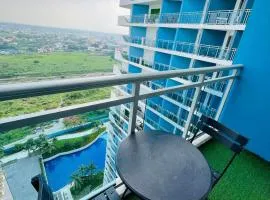New Cozy Studio Unit in Azure North Pampanga with Pool View