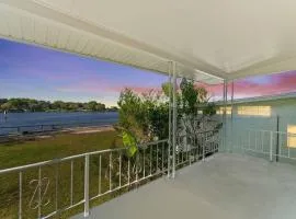 Riverside Retreat Waterfront, Fishing, Parks Music